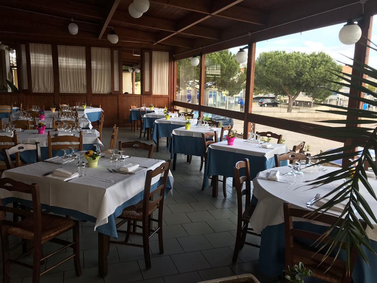 Motel Boston Silvi Marina Εξωτερικό φωτογραφία
